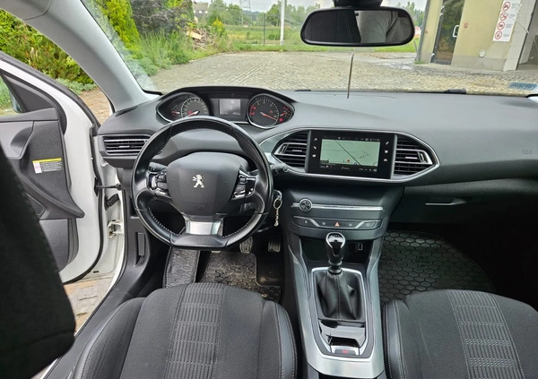 Peugeot 308 cena 49000 przebieg: 159900, rok produkcji 2020 z Kłobuck małe 46